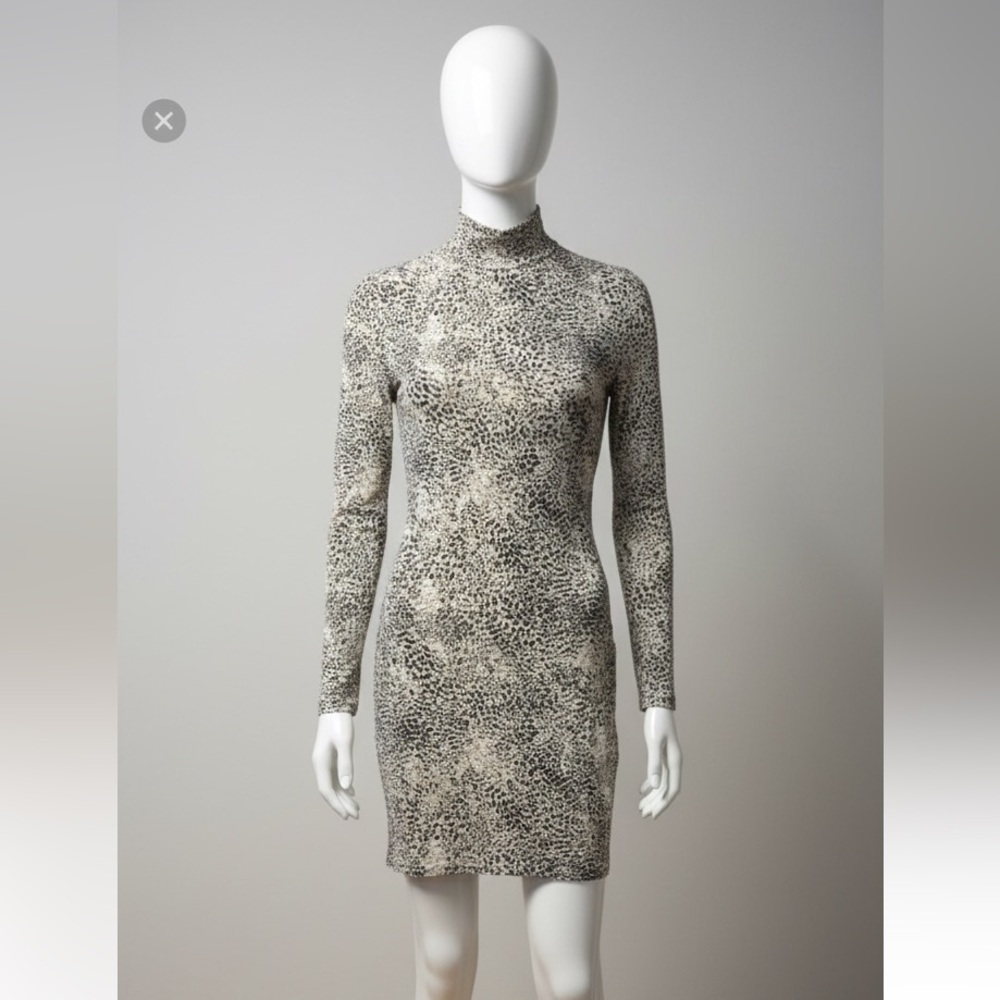 Dynamite Léopard Dress